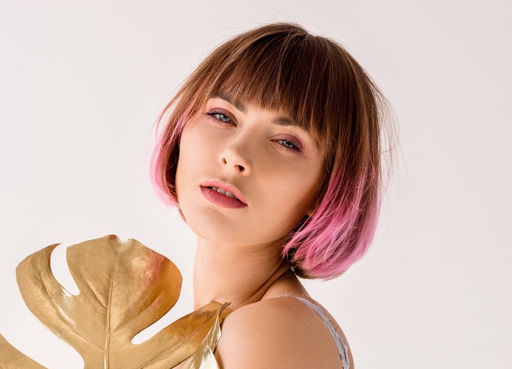 thick bob hairstyle with balayage