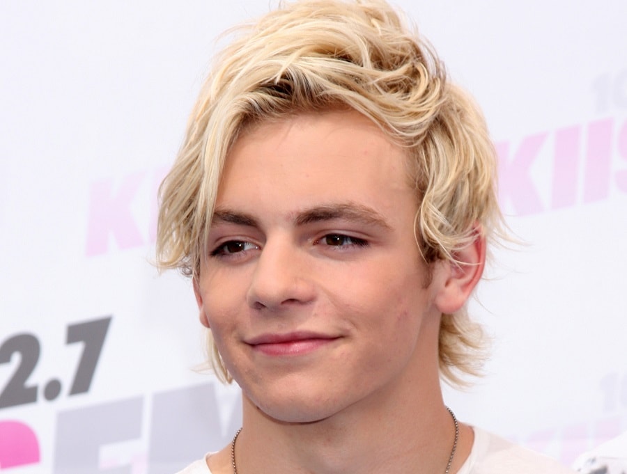Blonde Actor Ross Lynch with Messy Platinum Blonde Hairstyle