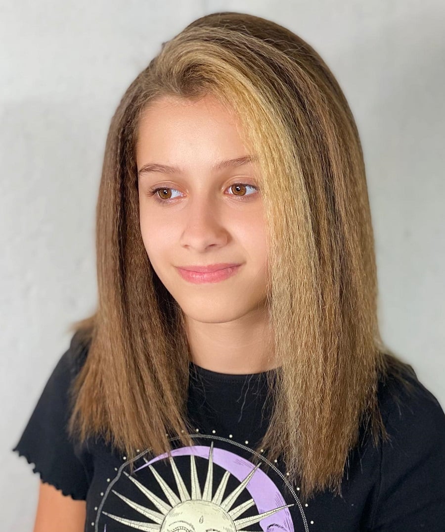 teenage girl with crimped hairstyle