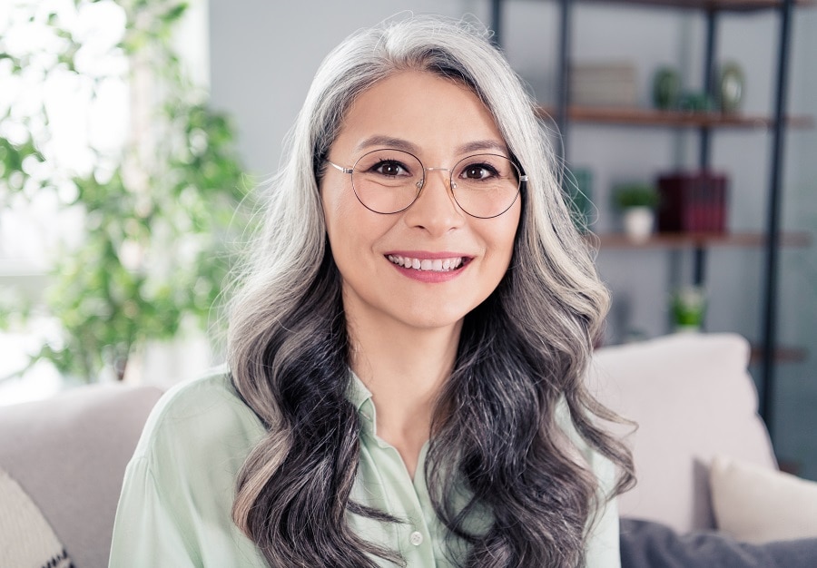 layered wavy haircut for older women