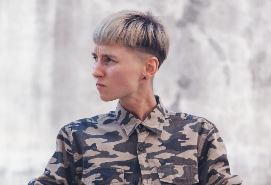 bowl haircut for androgynous girl