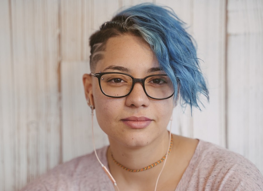 androgynous haircut with undercut