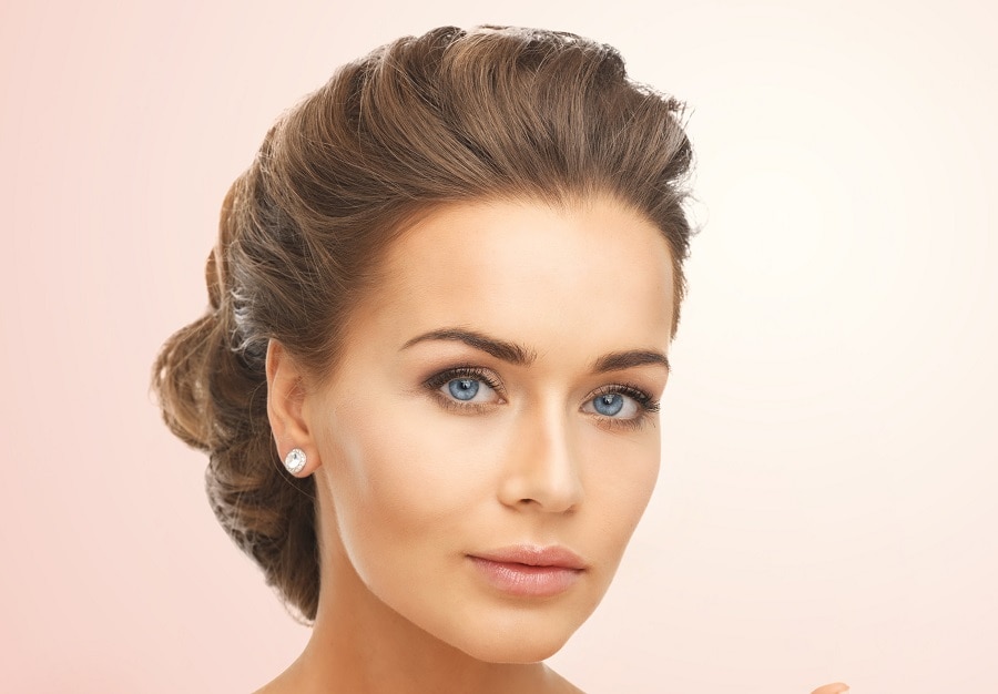 bun hairstyle for women with diamond face shape