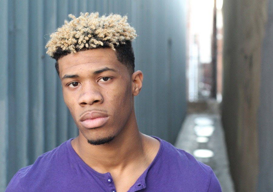 curly hair with blonde highlights for black men
