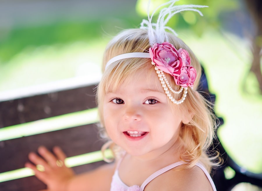 cute flower girl hairstyle