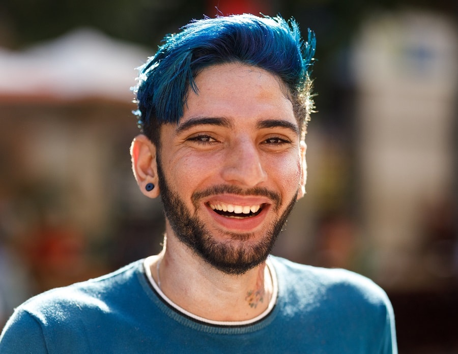 dyed hair for man with oval face