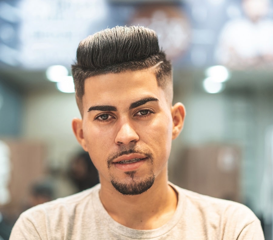pompadour for man with oval face