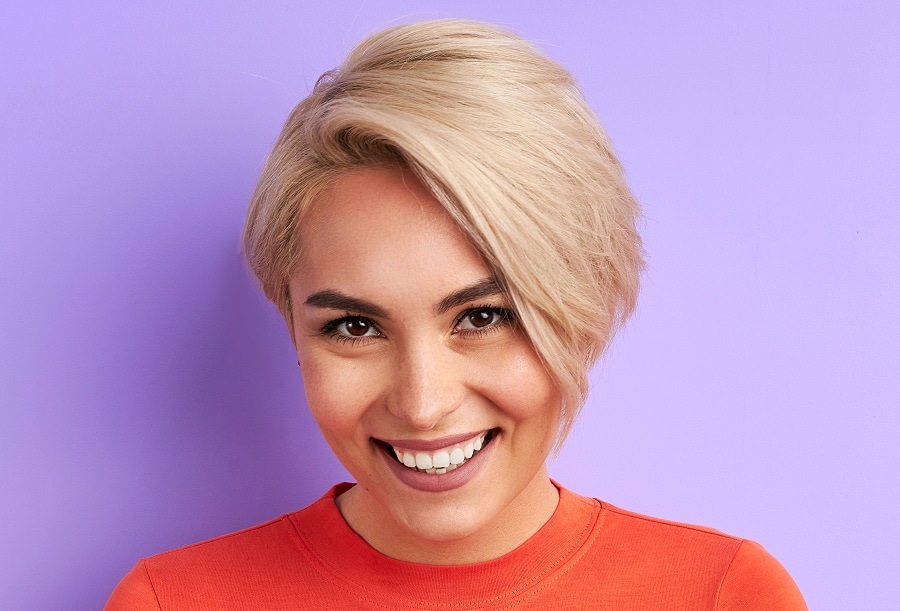 short pixie bob without bangs