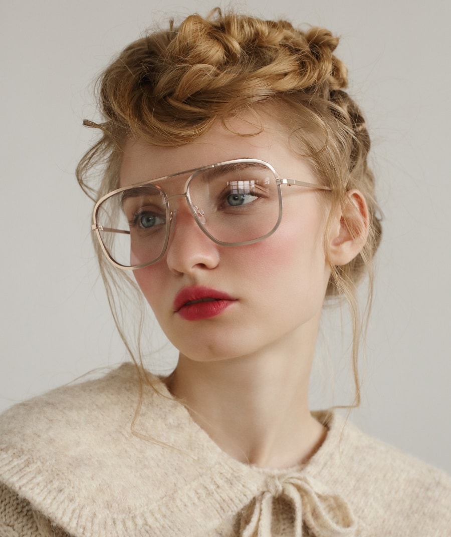 teenage girl with vintage updo