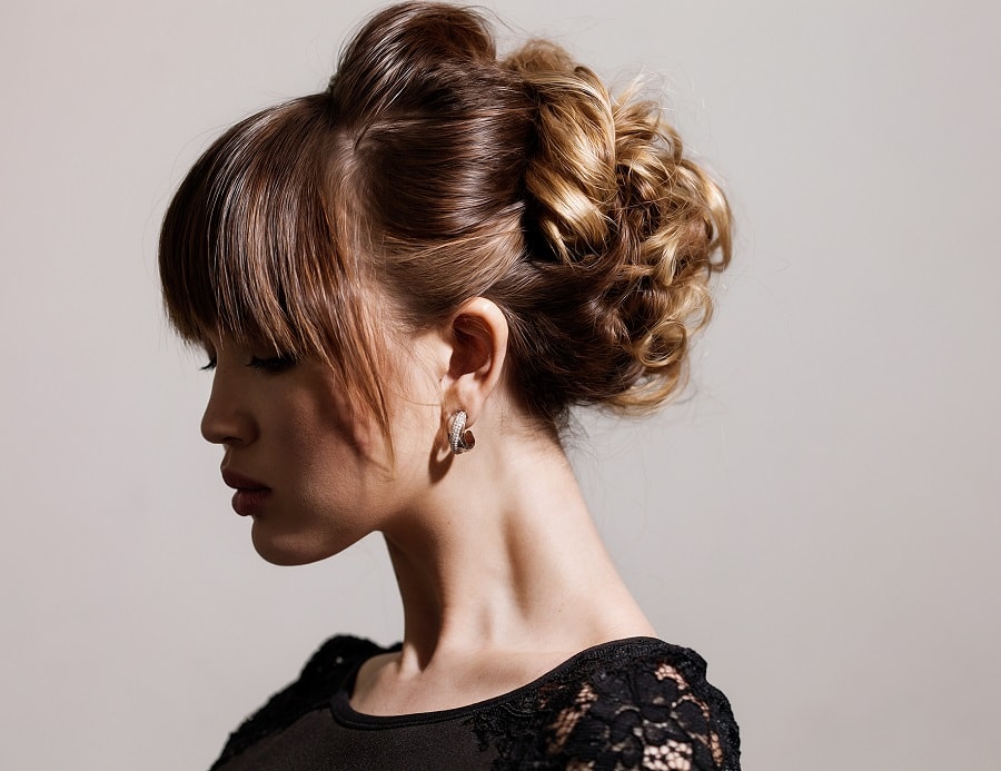 updo with bangs