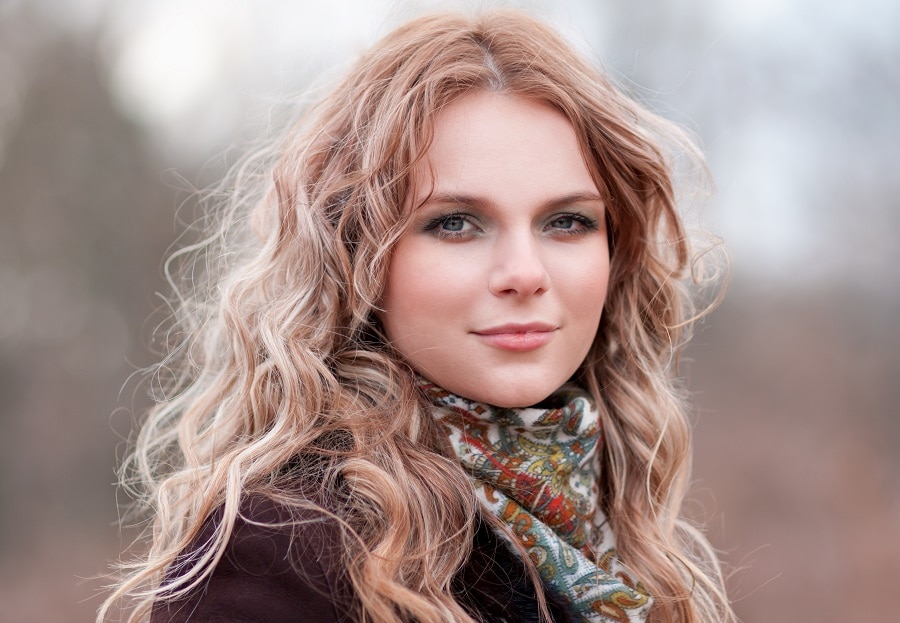 winter hair color for curly hair