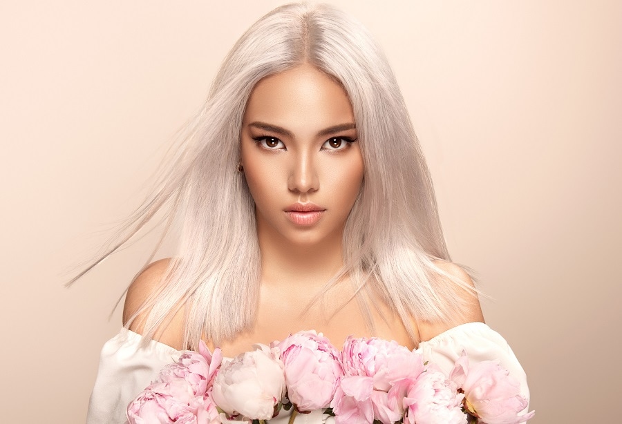 Asian women hairstyle with white blonde hair