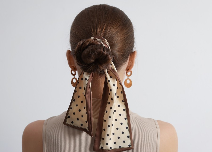 bun hairstyle with bandana