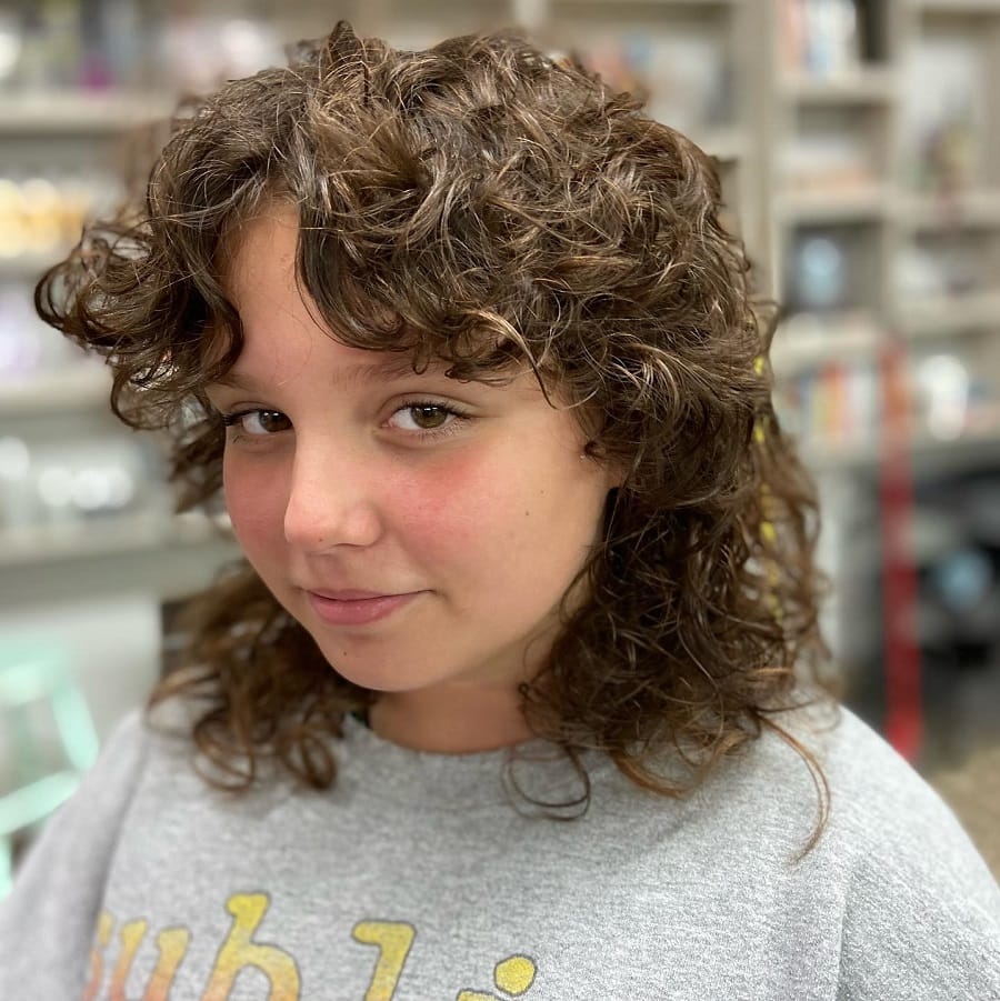 curly bangs for round faces