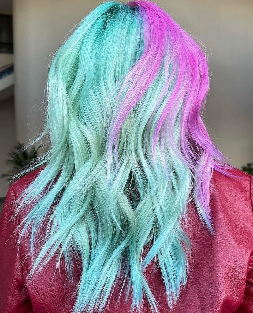 wavy mint green hair