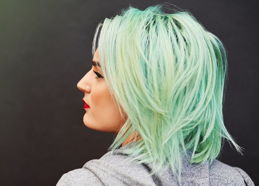 shoulder length mint green hair