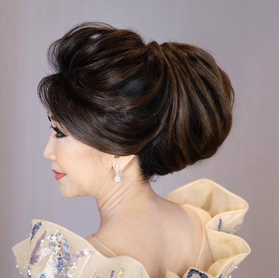 thick hairstyle for mother of the bride