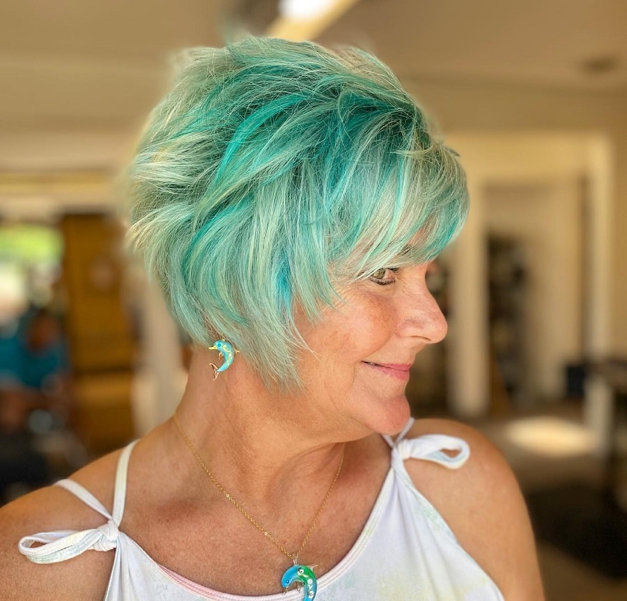 turquoise hair highlights