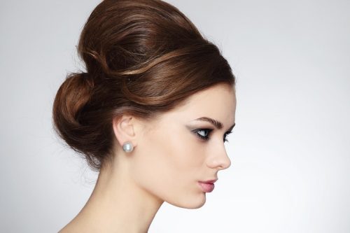 20 Trendy Bun Hairstyles for Short Hair That Look Really Hot