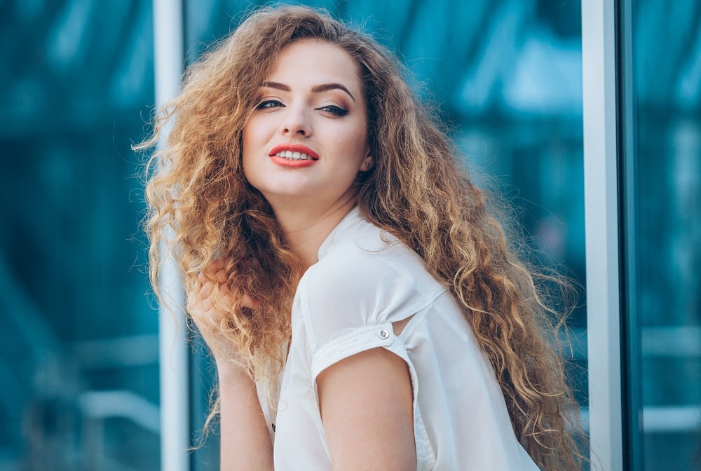 woman with long frizzy hair