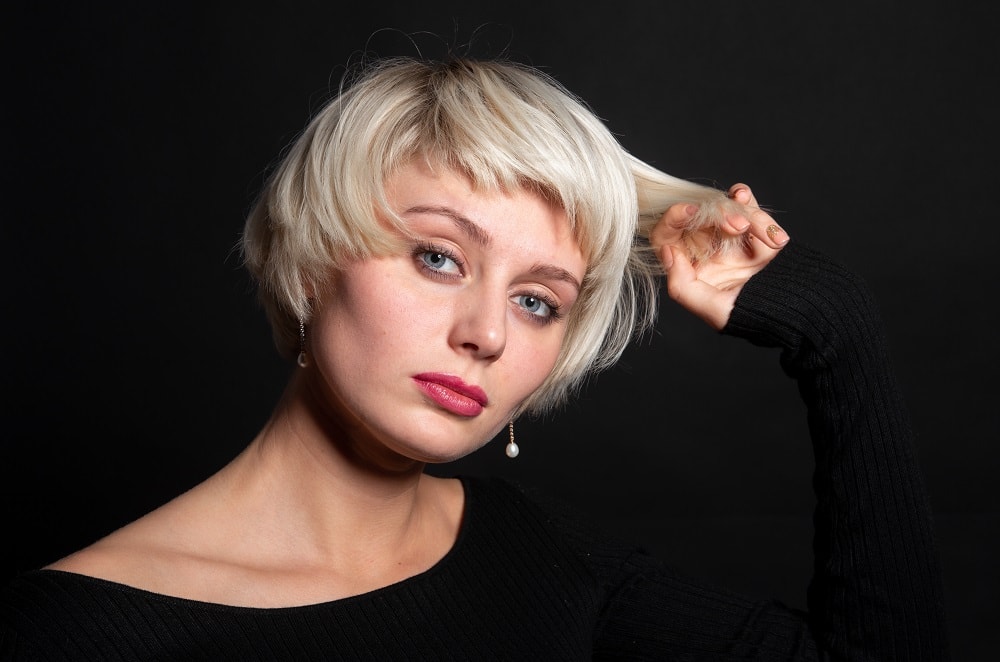 short hair with bangs for women