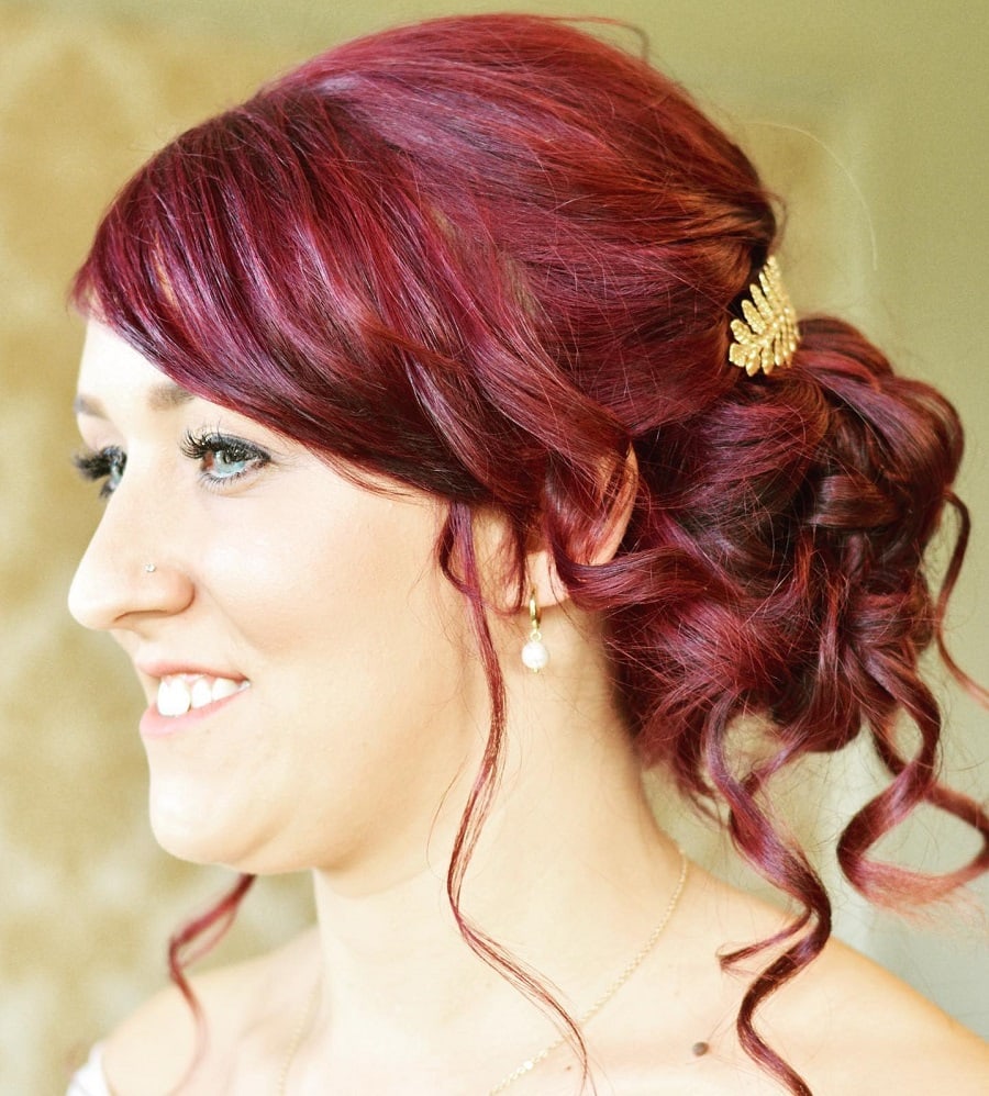 side red bun with bangs
