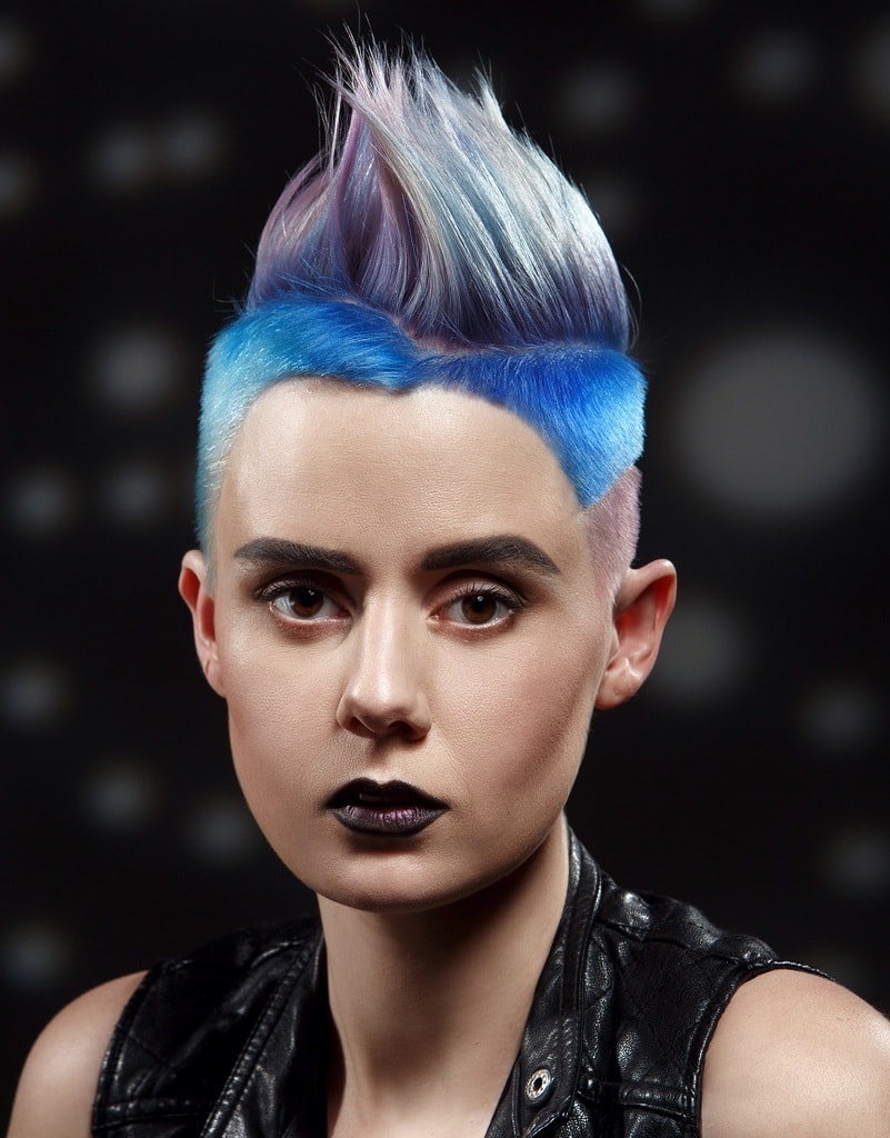 woman with short blue spiky hair