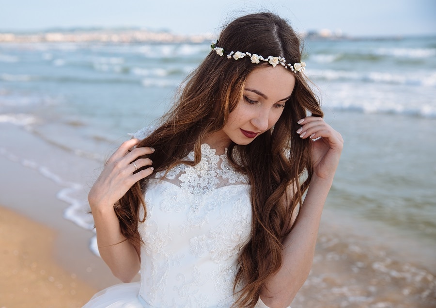 beach wedding hairstyle with long brunette hair