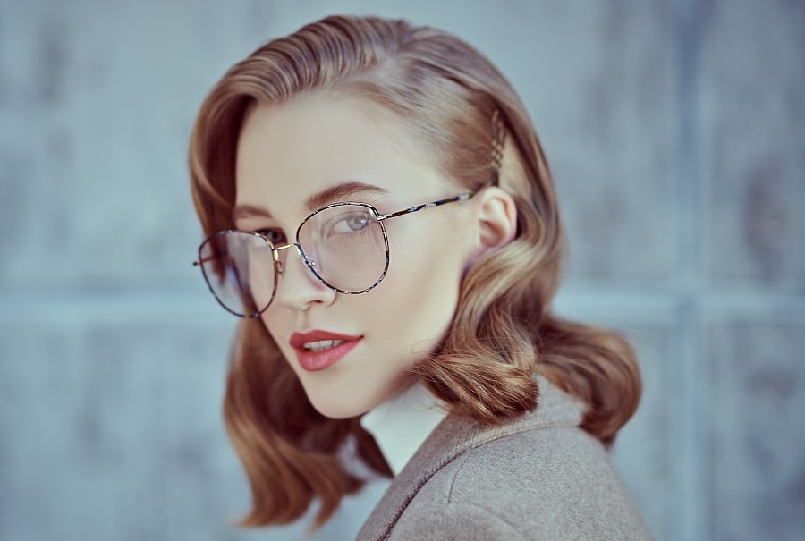 job interview hairstyle for women with glasses