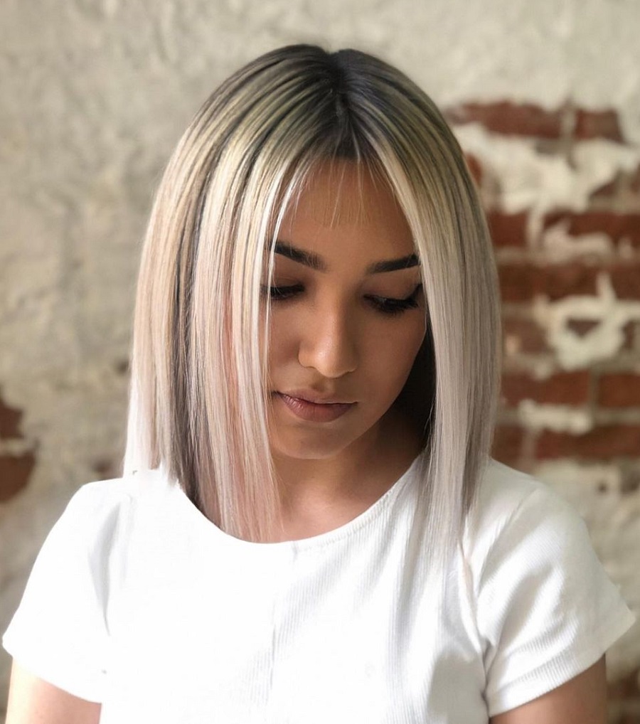 long inverted blonde bob