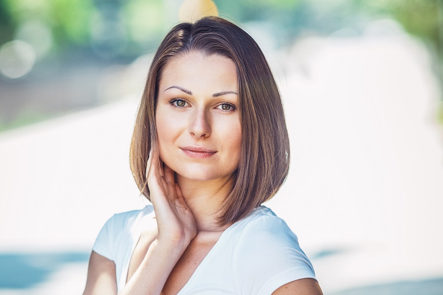 side part long inverted bob for square face