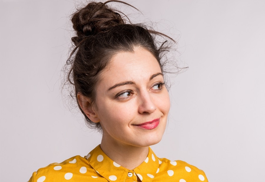 messy updo for greasy hair