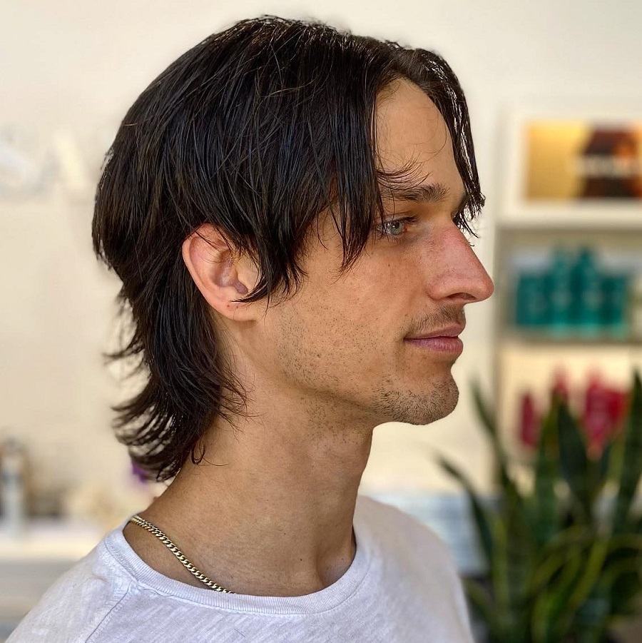 middle part mullet hairstyle for men