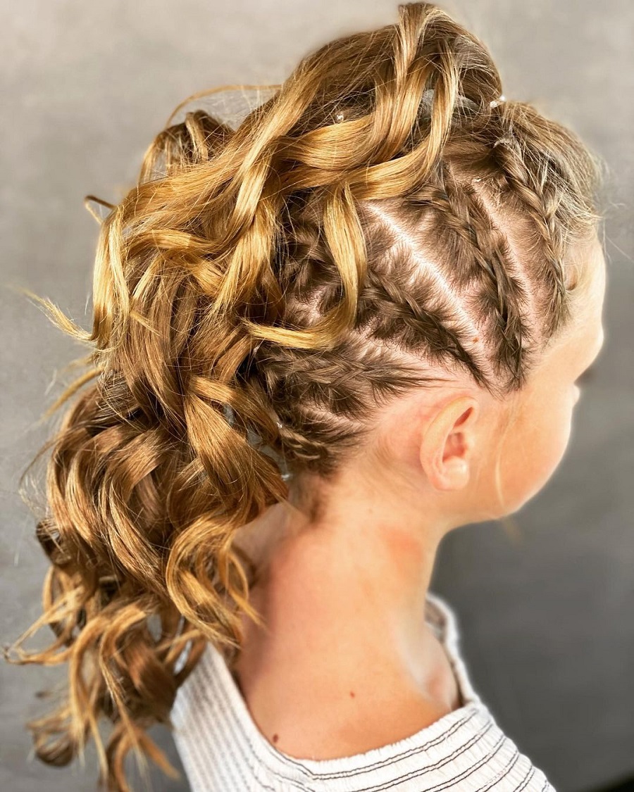 curly mohawk hairstyle for girls