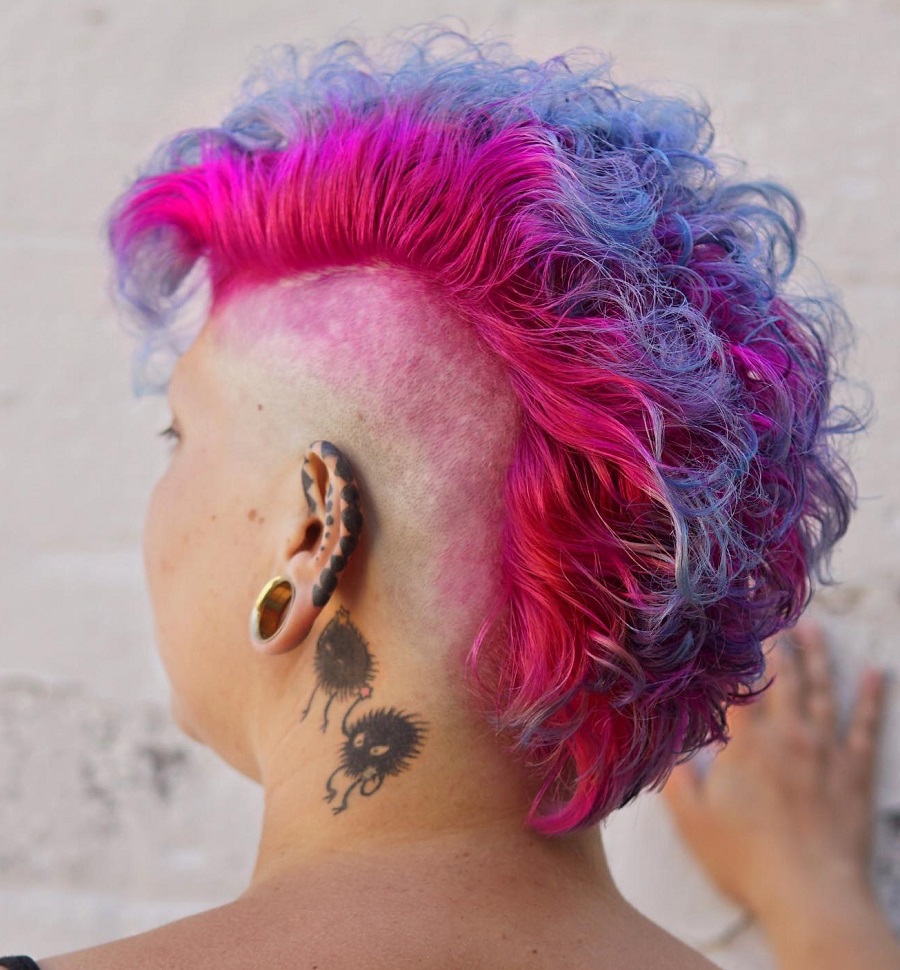 curly two tone mohawk hairstyle for women