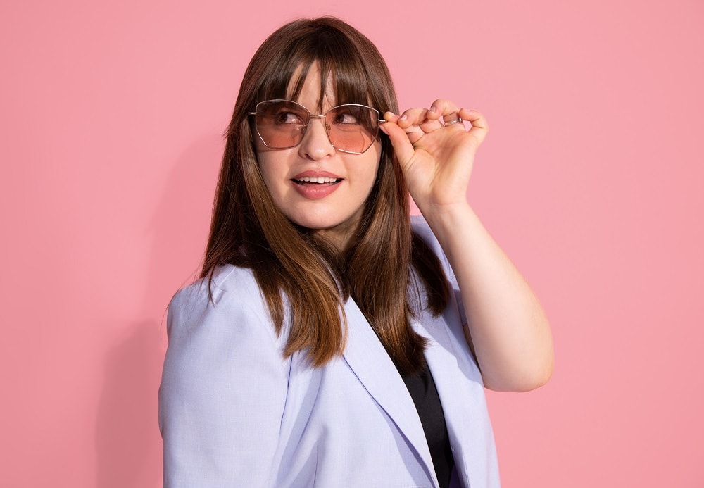 long hair with wispy bangs for round face