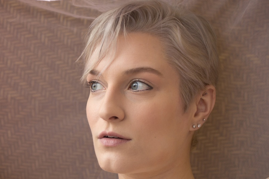 wavy pixie for fine hair