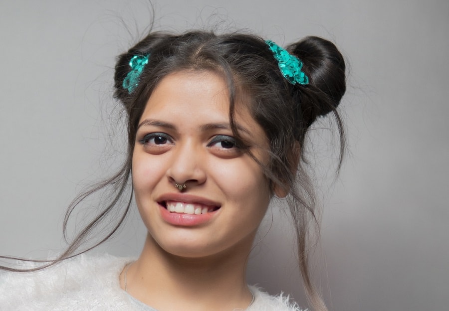 back to school hairstyle with space buns