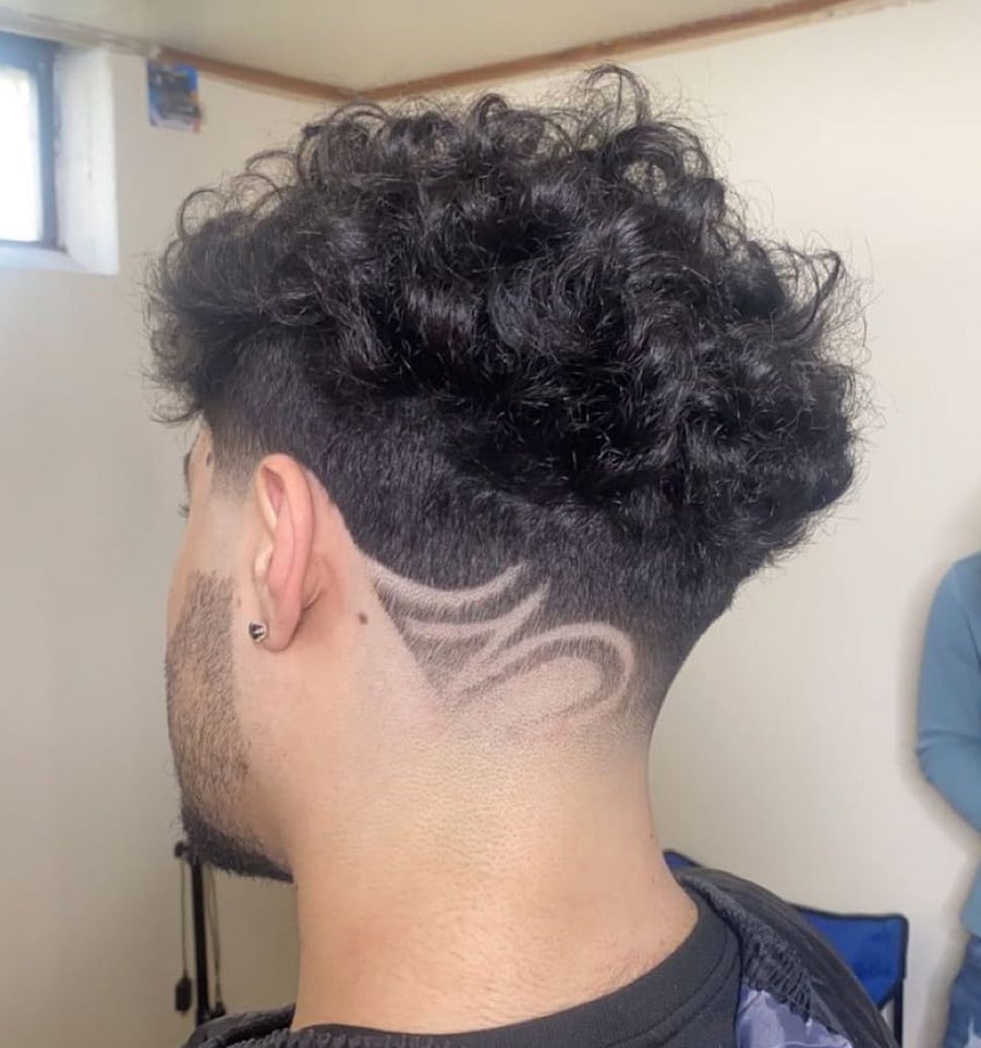 curly top with design