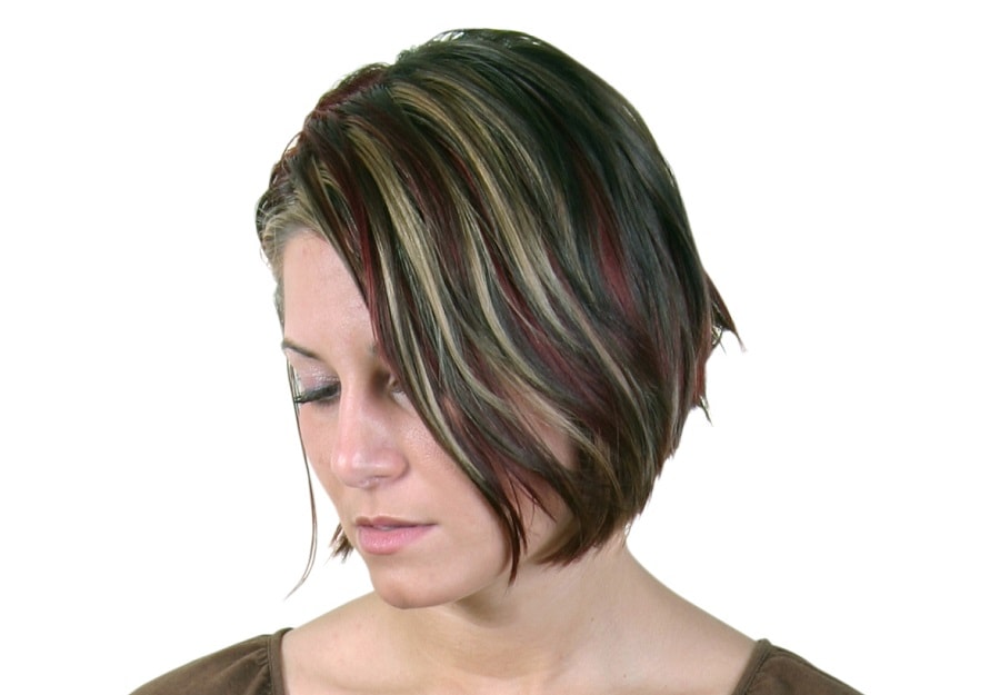 dark brown bob with highlights