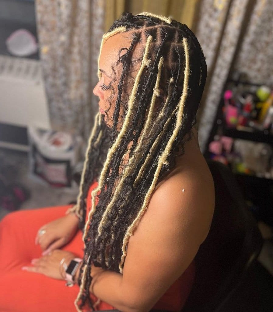 hairstyle with faux locs