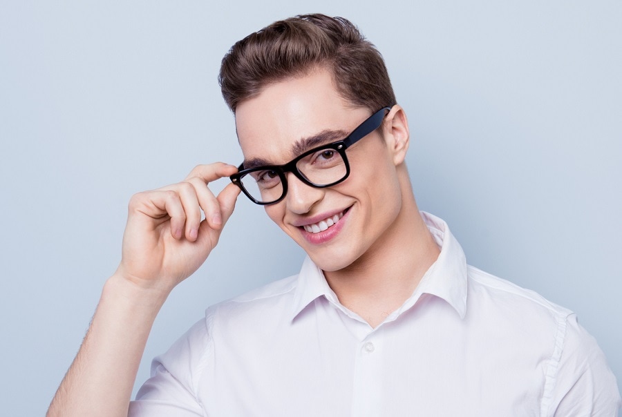 ivy league haircut for men with glasses