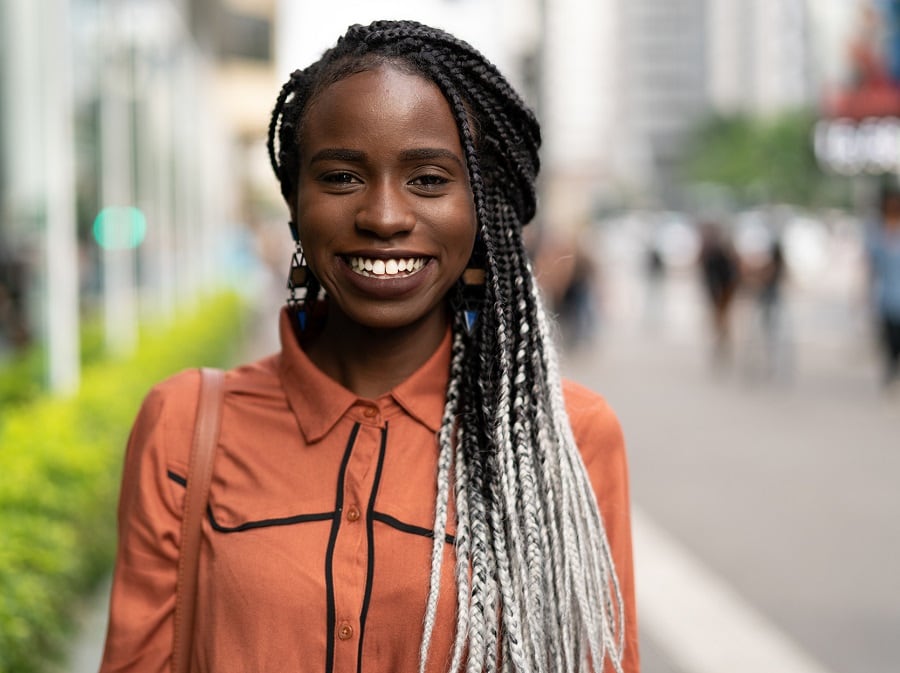 protective hairstyle with ombre braids