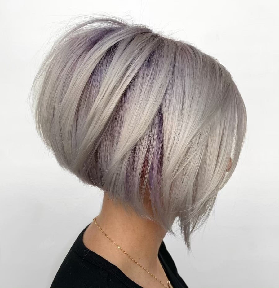 stacked haircut for silver hair