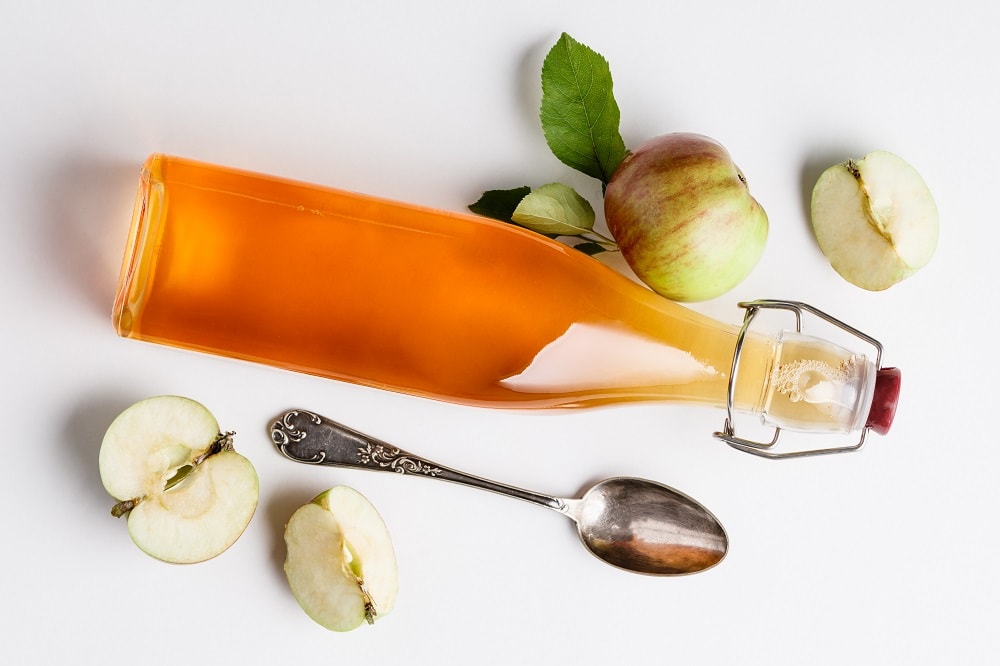 Apple Cider Vinegar for Removing Hair Spray