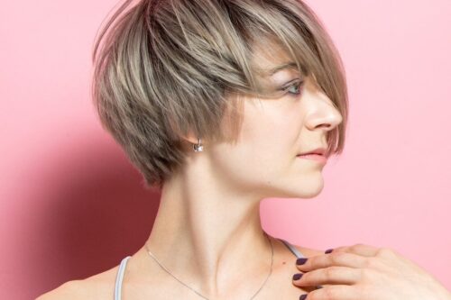 How to Grow Out a Pixie Cut into a Bob